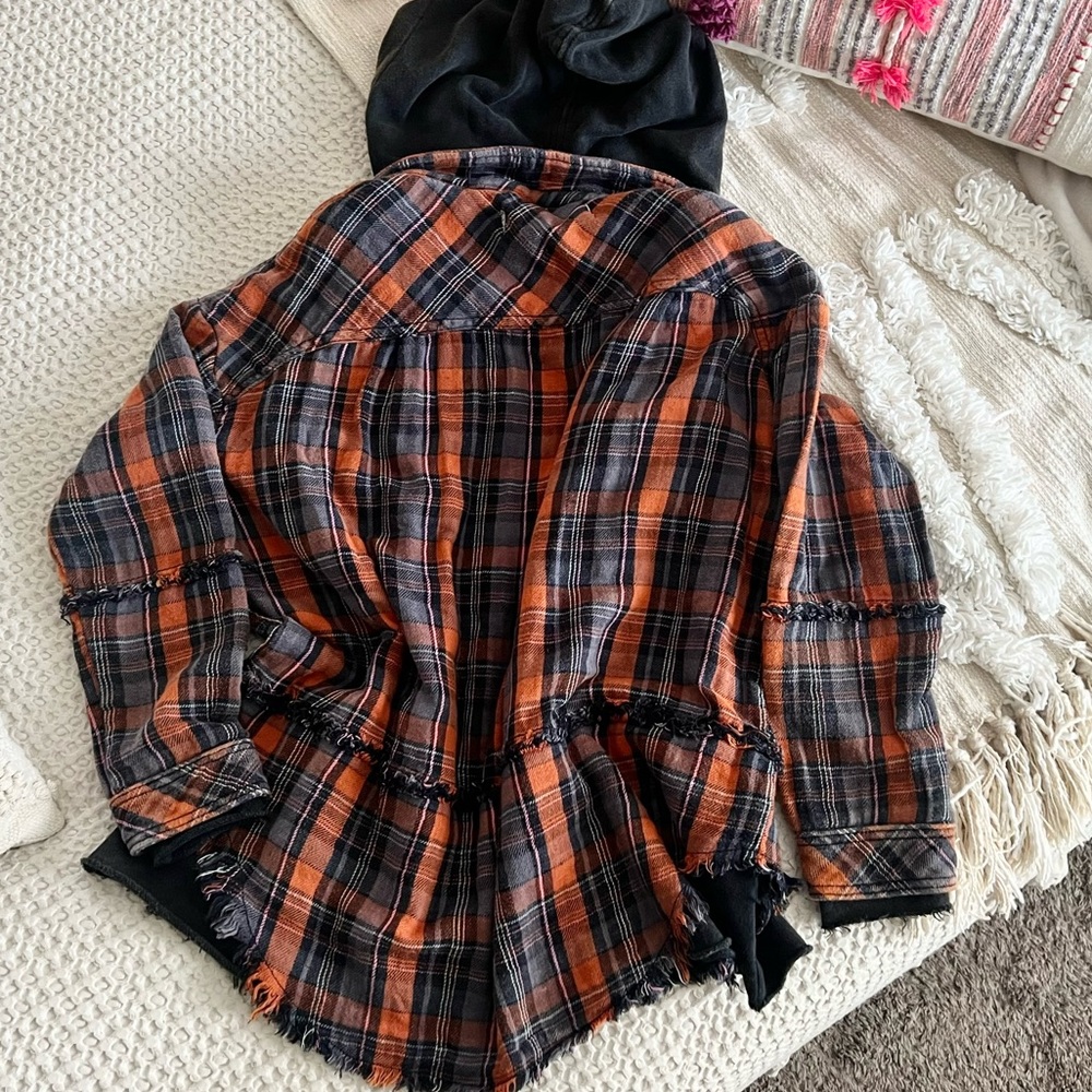 We the Free Calico Basin Plaid Flannel Distressed Hooded Jacket Shacket XS - Picture 12 of 16
